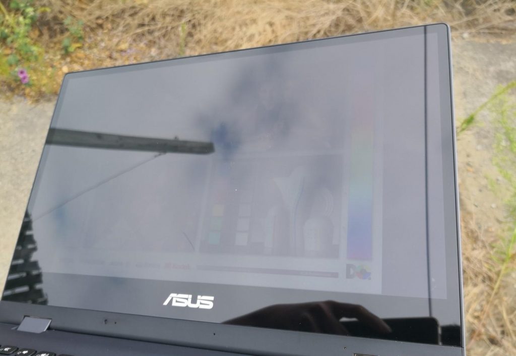 Đánh giá Asus VivoBook Flip 14 TP412UA: Tuyệt vời trong tầm giá, Chuyên trang tư vấn laptop