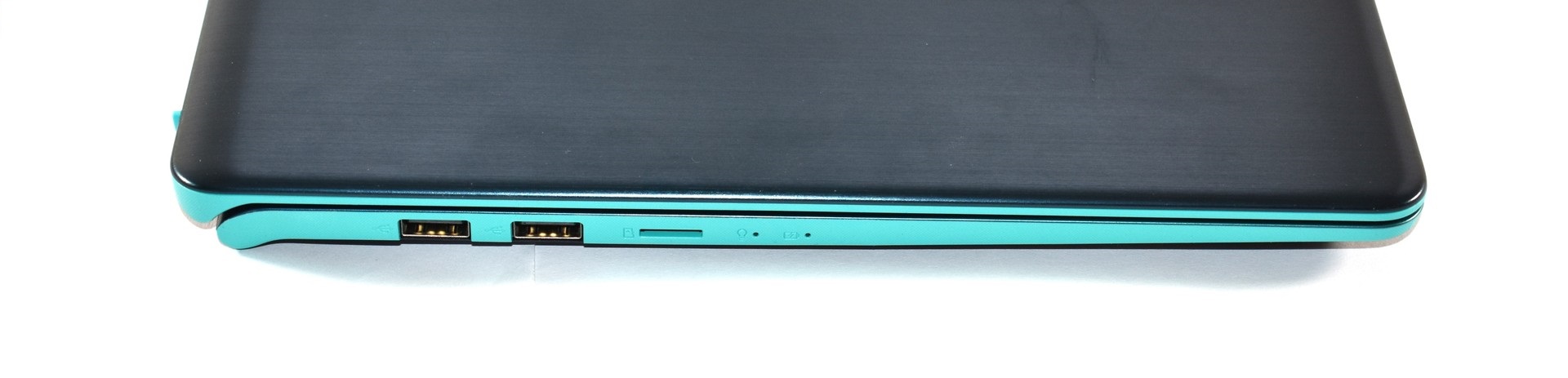 Đánh giá Asus VivoBook S15 S530UN: Laptop màu xanh dương cuốn hút, Chuyên trang tư vấn laptop