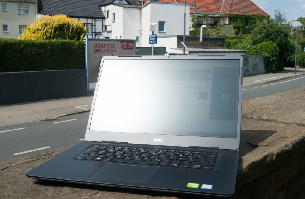 Đánh giá Dell Vostro 5581: Laptop giúp bạn hoàn thành công việc, Chuyên trang tư vấn về Laptop