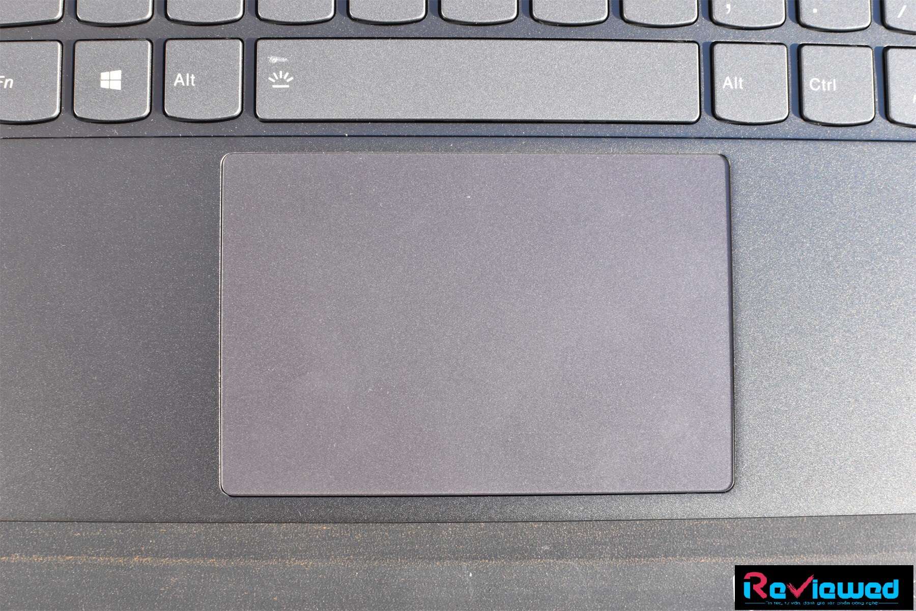 Đánh giá laptop Lenovo Ideapad 730S: Siêu di động, siêu mỏng nhẹ, Chuyên trang tư vấn laptop