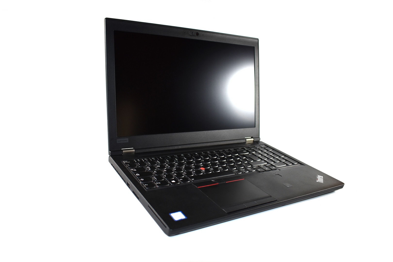Đánh giá laptop Lenovo Thinkpad P52: Máy trạm mạnh mẽ, bền bỉ, Chuyên trang tư vấn laptop