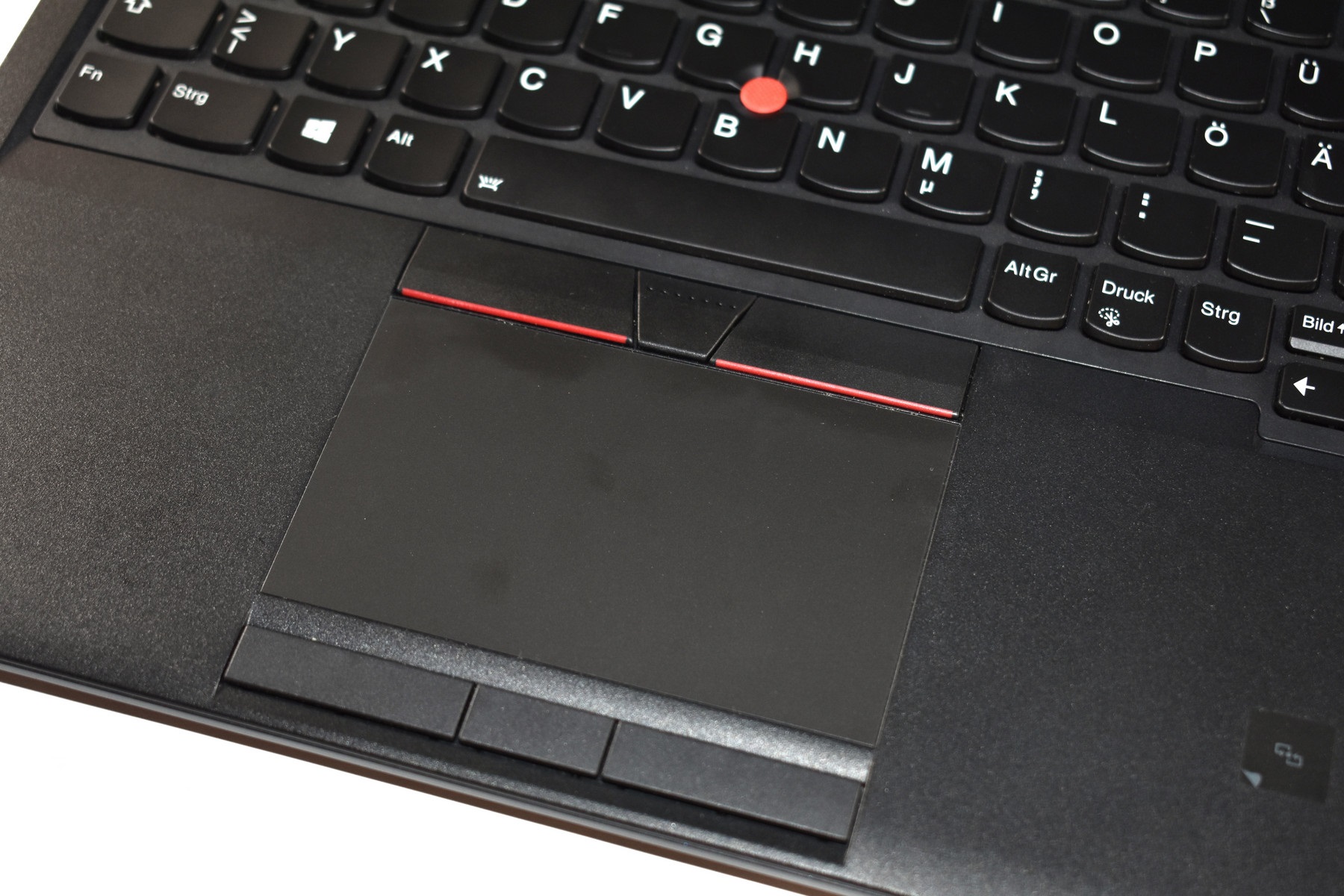 Đánh giá laptop Lenovo Thinkpad P52: Máy trạm mạnh mẽ, bền bỉ, Chuyên trang tư vấn laptop