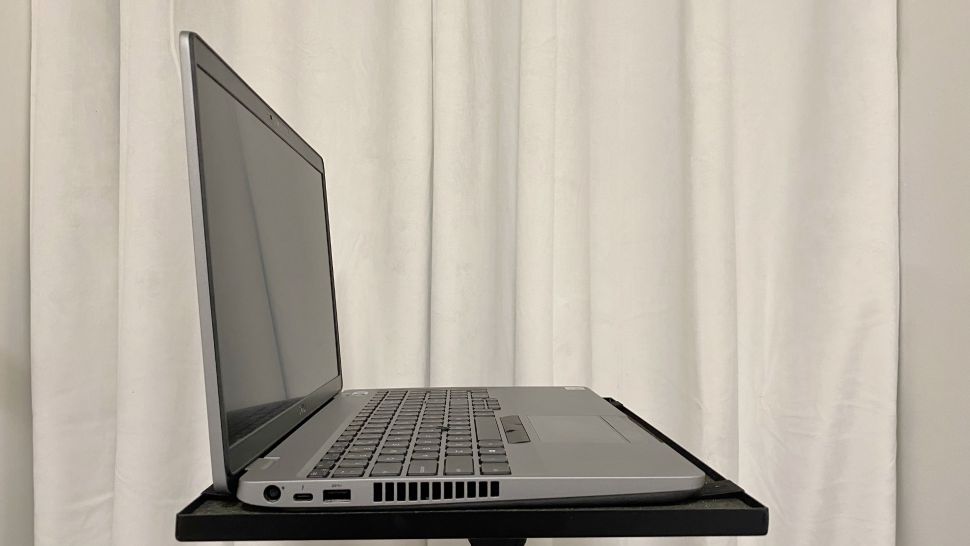 dell-precision-3551-2. kết nối