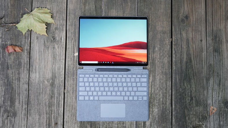 Microsoft Surface Pro X (2020, SQ2)